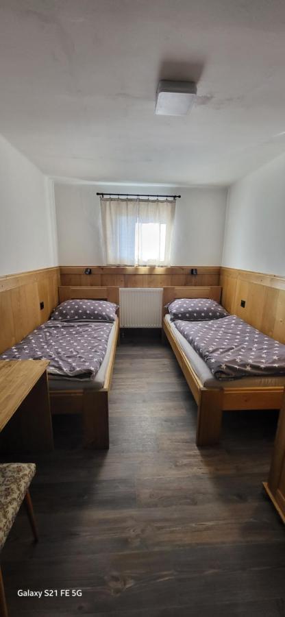 Bouda Na Plani - Horska Bouda Hostel Spindleruv Mlyn Bagian luar foto
