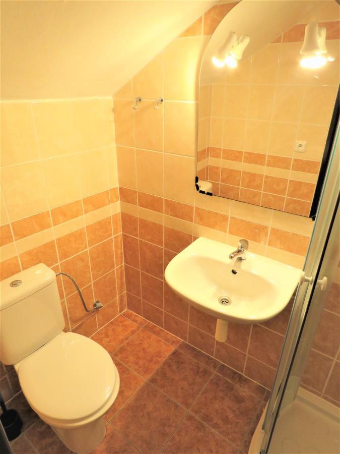 Bouda Na Plani - Horska Bouda Hostel Spindleruv Mlyn Bagian luar foto